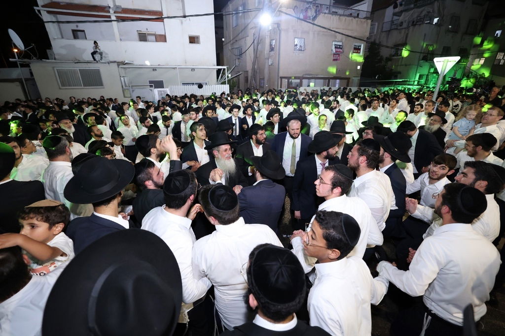 ההדלקה המרכזי בשכונת 'רמת אהרן' בב"ב