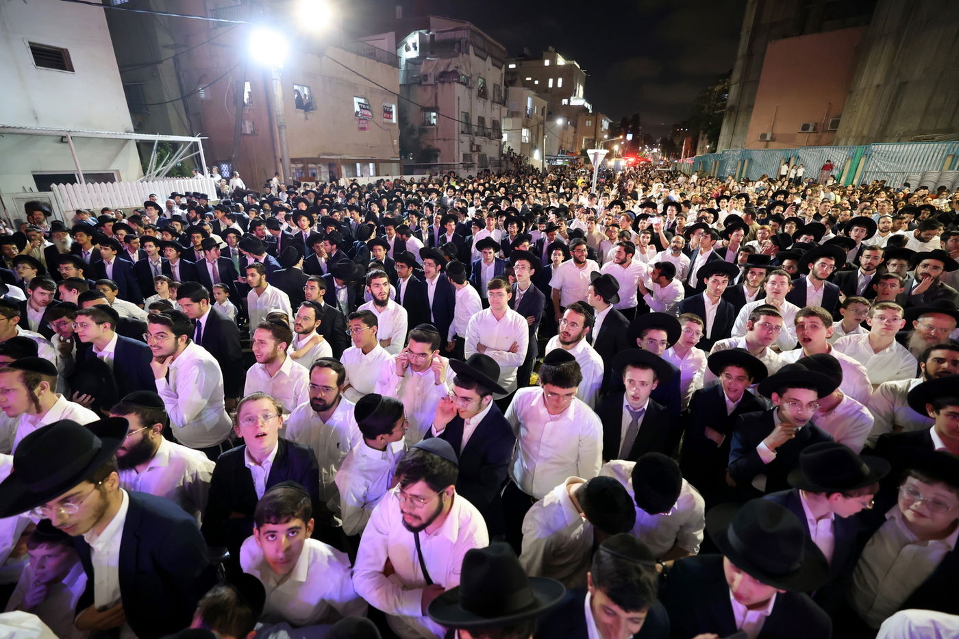 ההדלקה המרכזי בשכונת 'רמת אהרן' בב"ב