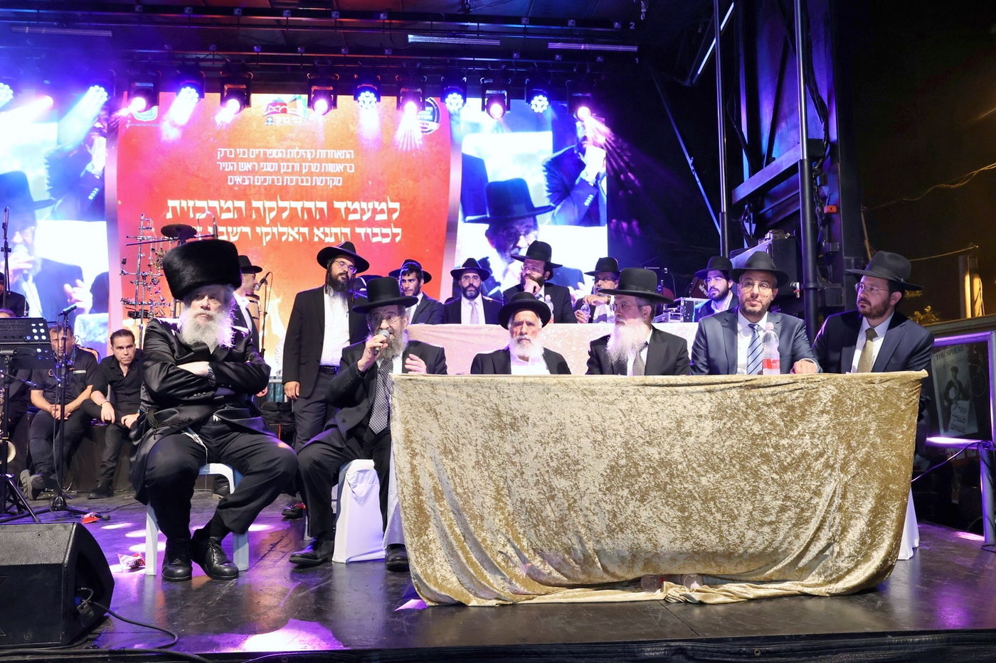 ההדלקה המרכזי בשכונת 'רמת אהרן' בב"ב