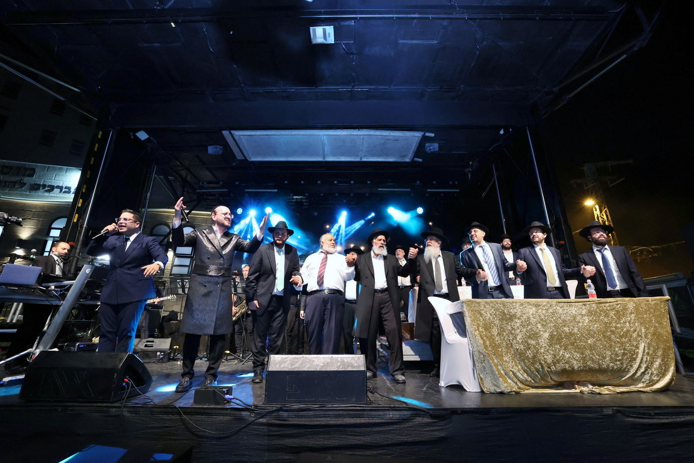 ההדלקה המרכזי בשכונת 'רמת אהרן' בב"ב