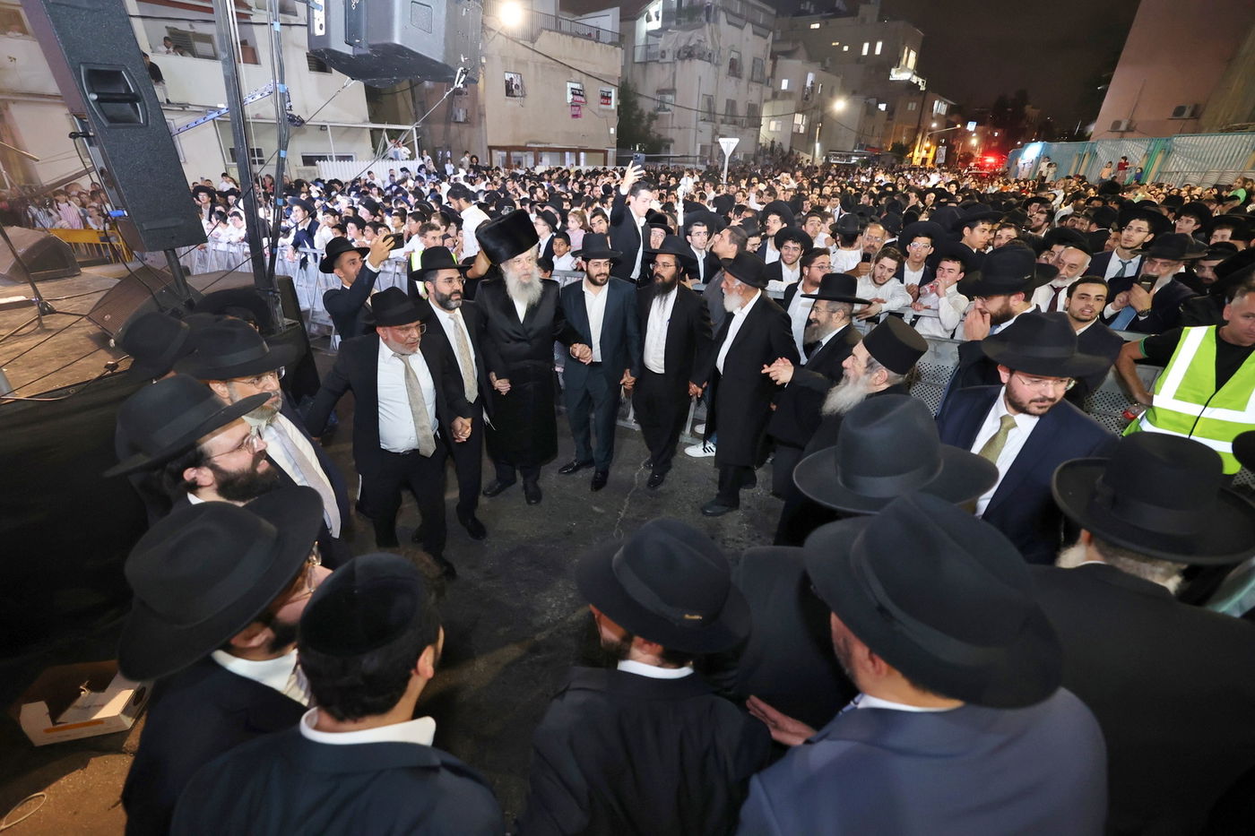 ההדלקה המרכזי בשכונת 'רמת אהרן' בב"ב