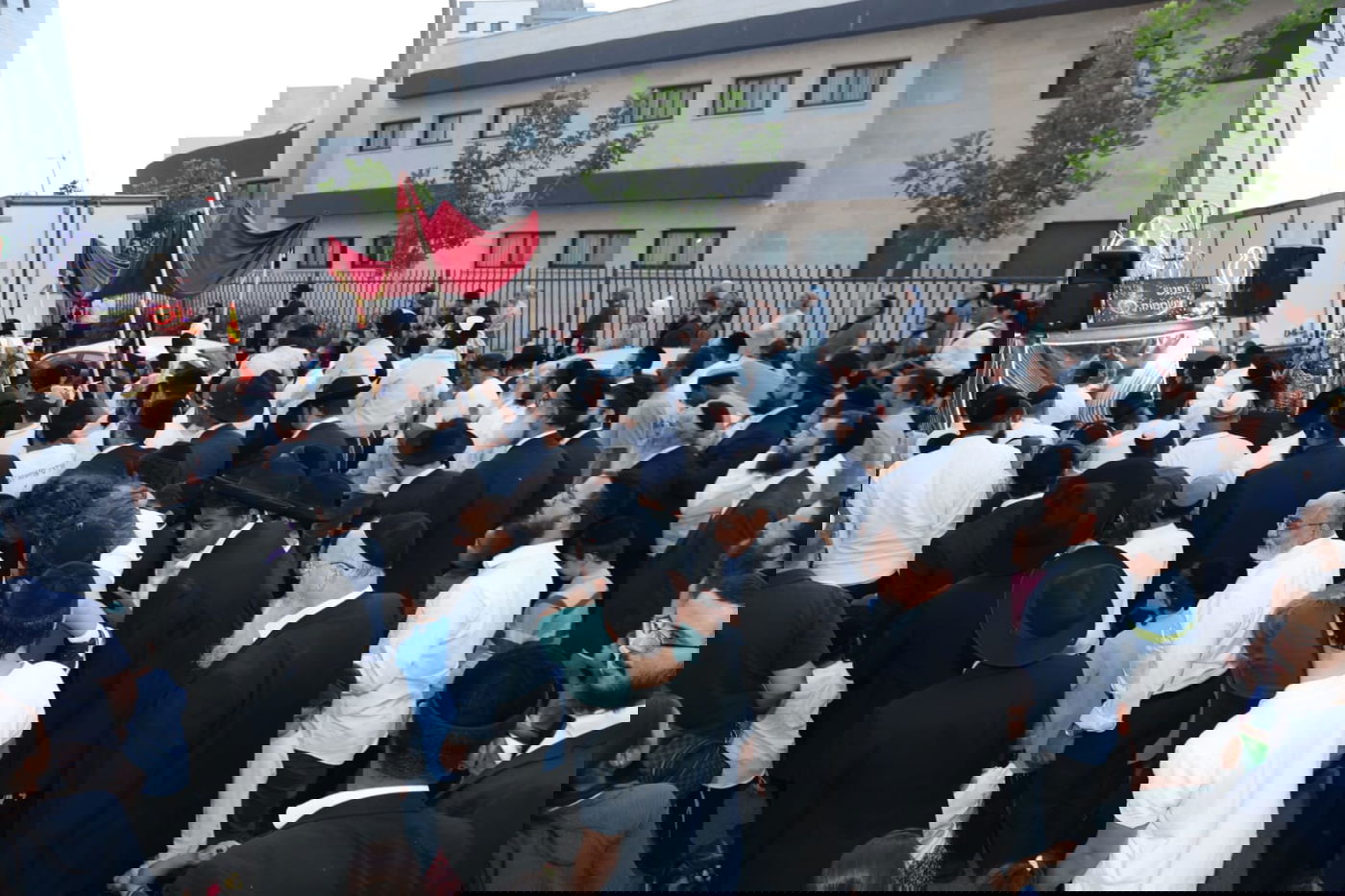 ל"ג בעומר בחצר החיד"א בנתיבות