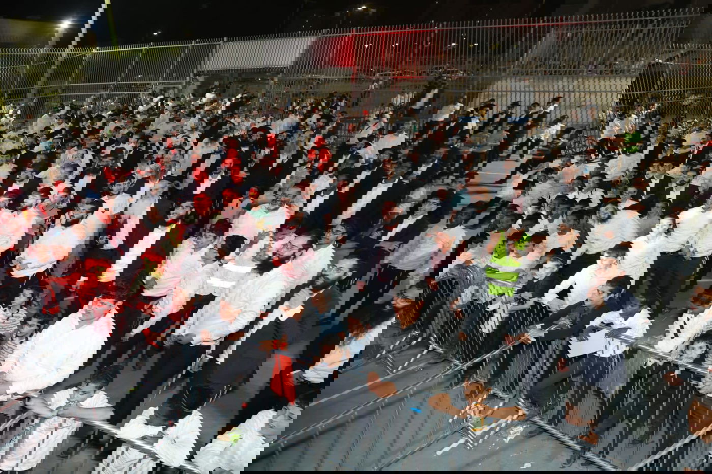 ל"ג בעומר בחצר החיד"א בנתיבות