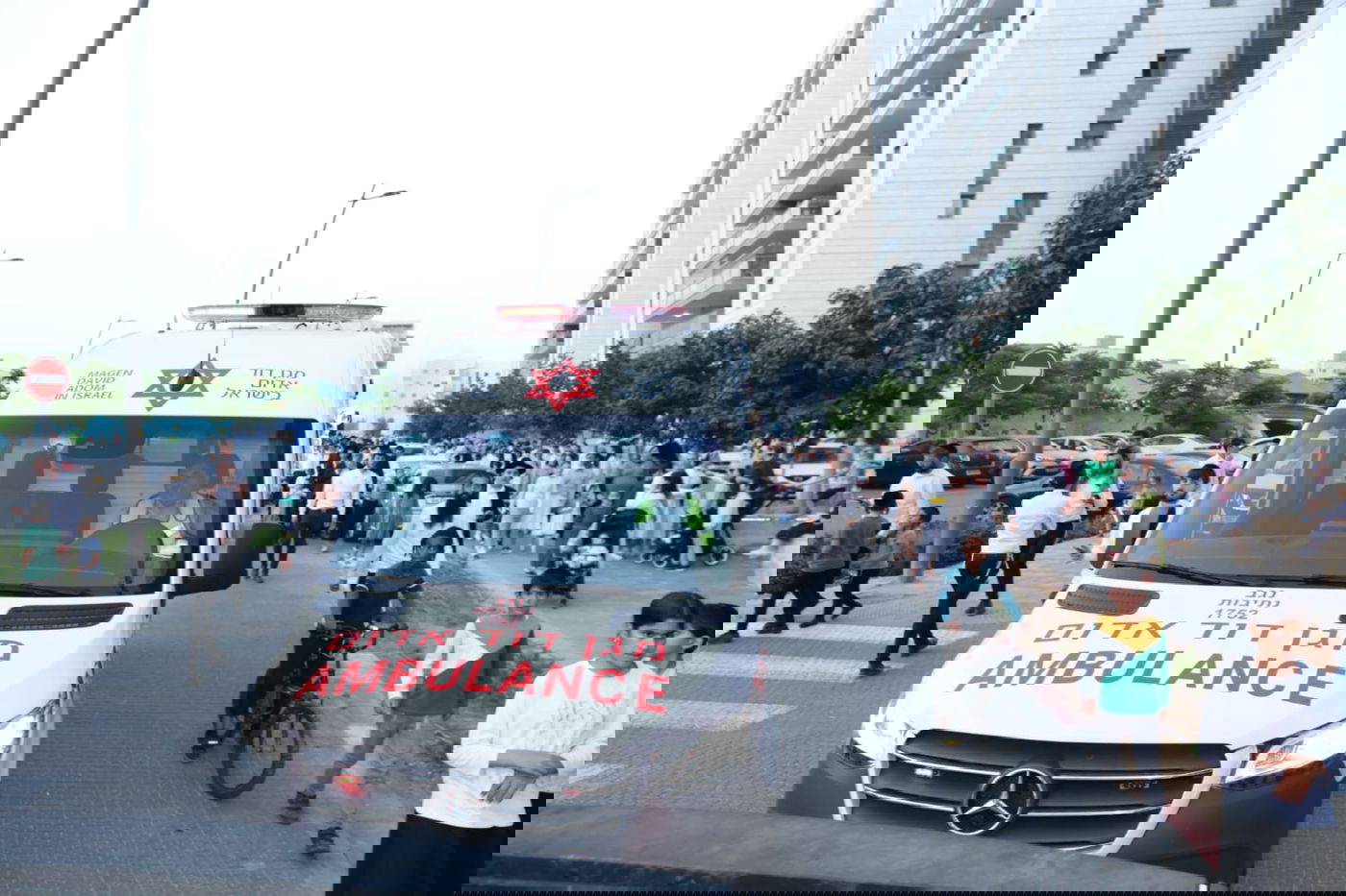 ל"ג בעומר בחצר החיד"א בנתיבות