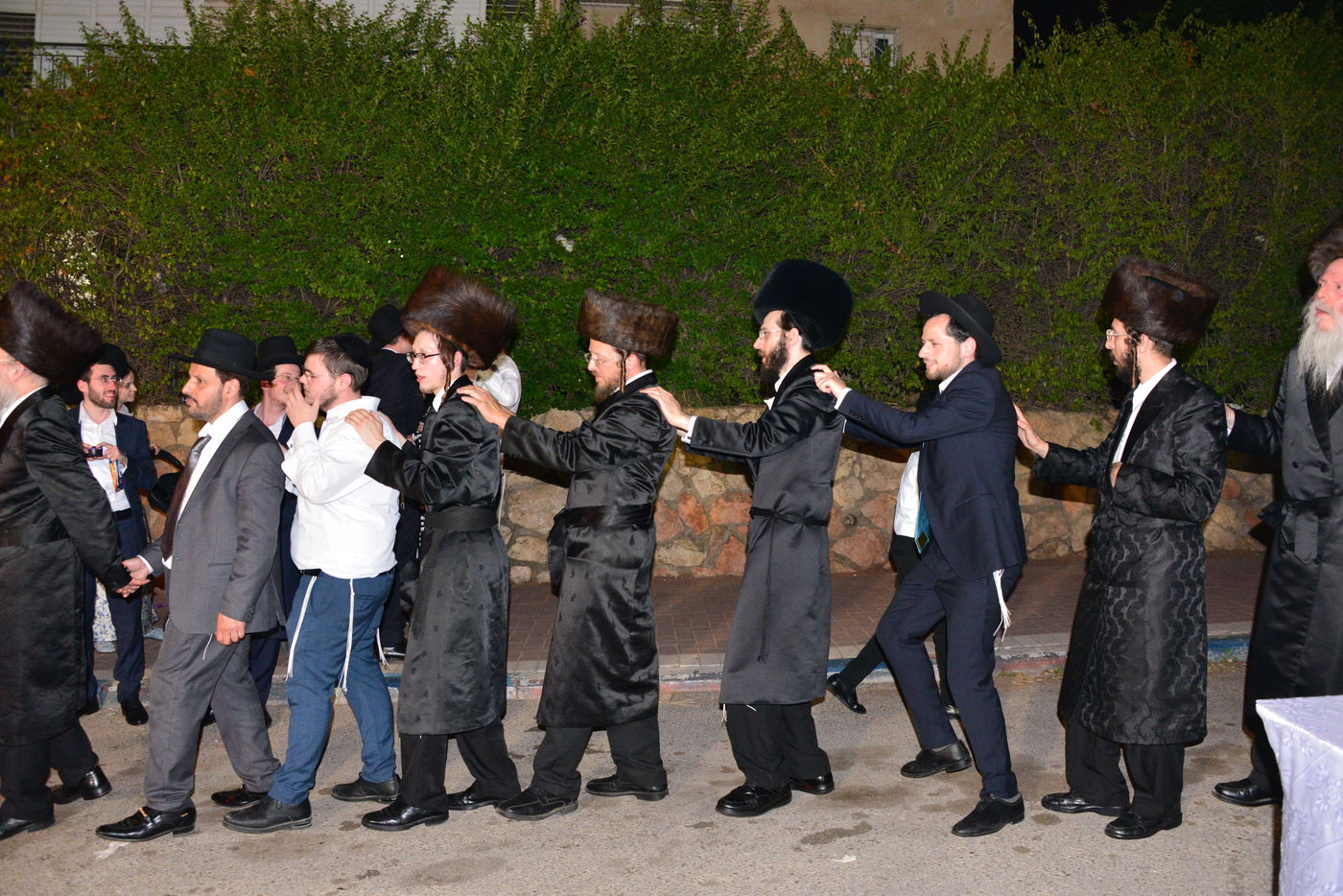 ל"ג בעומר בחצה"ק וואסלוי