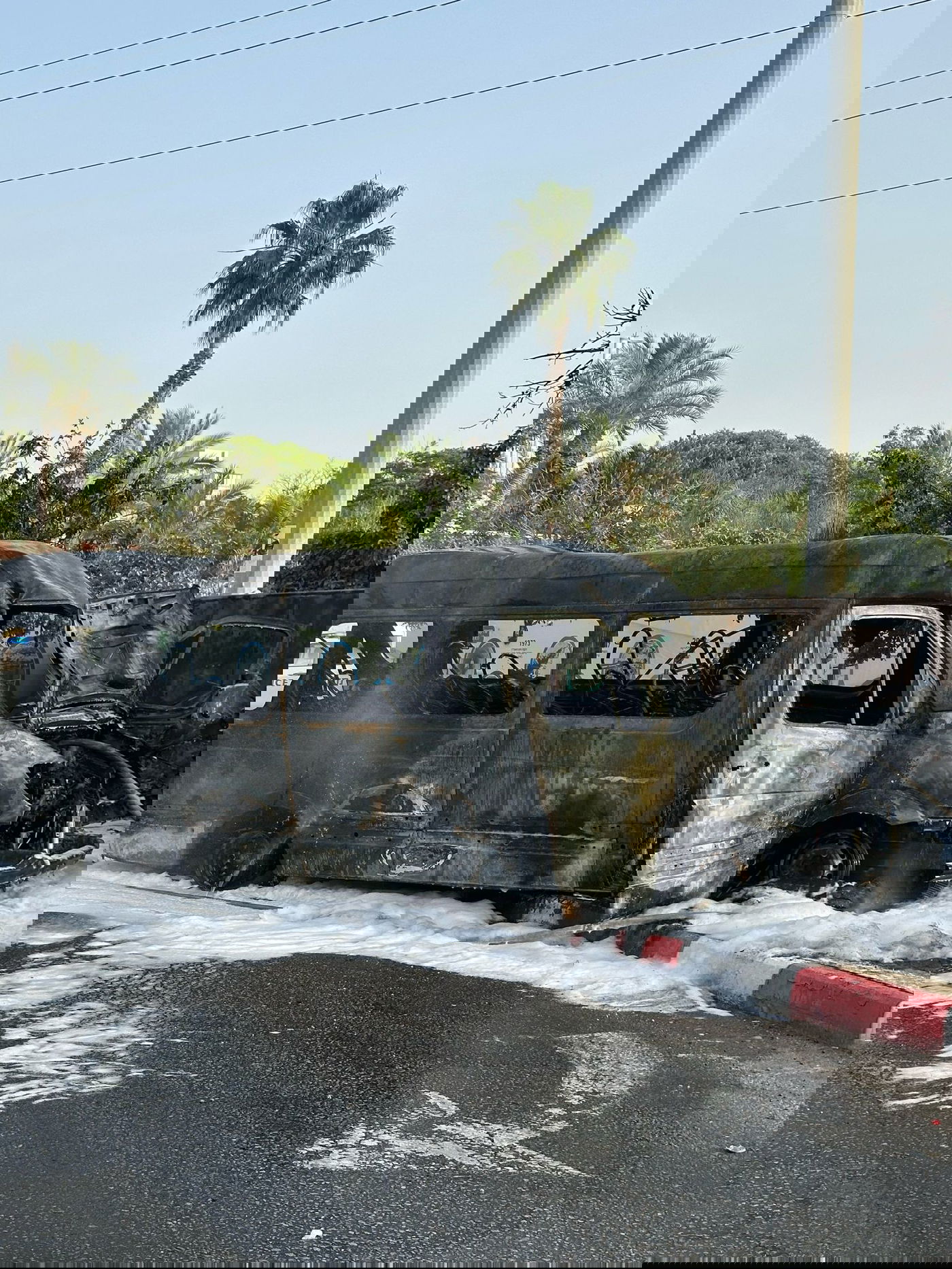 המיניבוס, הבוקר