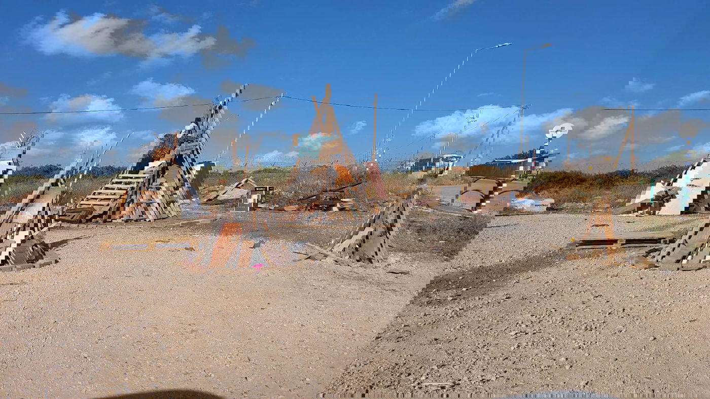 כינוס של מאות ילדים והדלקות ציבוריות; רצף מדליק של אירועי ל"ג בעומר בעמנואל