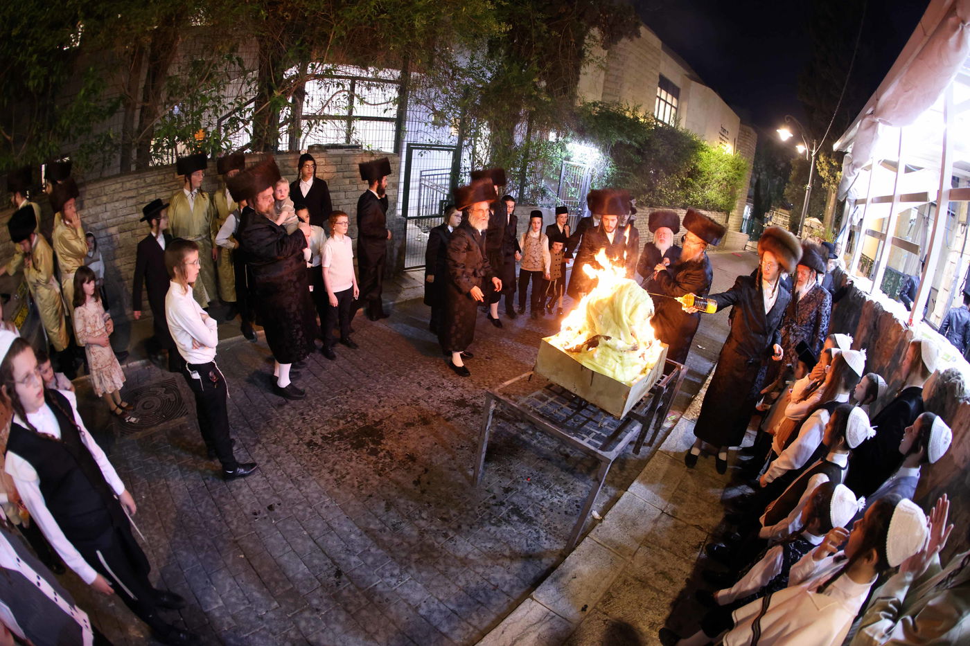 ל"ג בעומר בחצה"ק ספינקא ירושלים