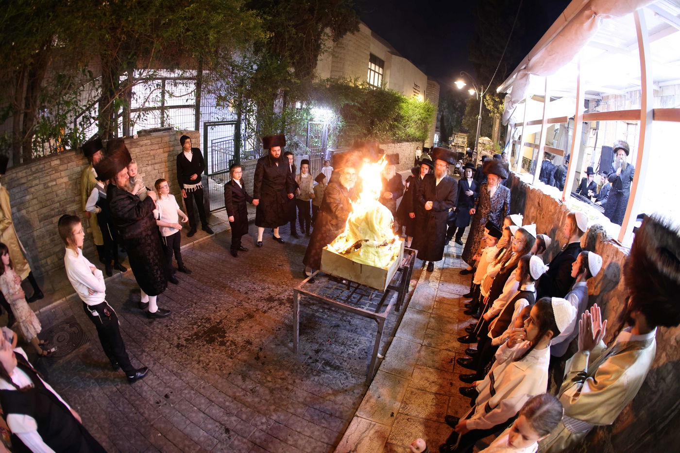 ל"ג בעומר בחצה"ק ספינקא ירושלים