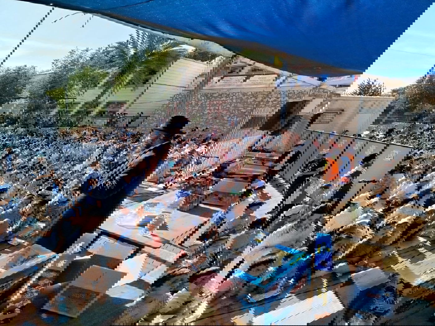 כינוס של מאות ילדים והדלקות ציבוריות; רצף מדליק של אירועי ל"ג בעומר בעמנואל