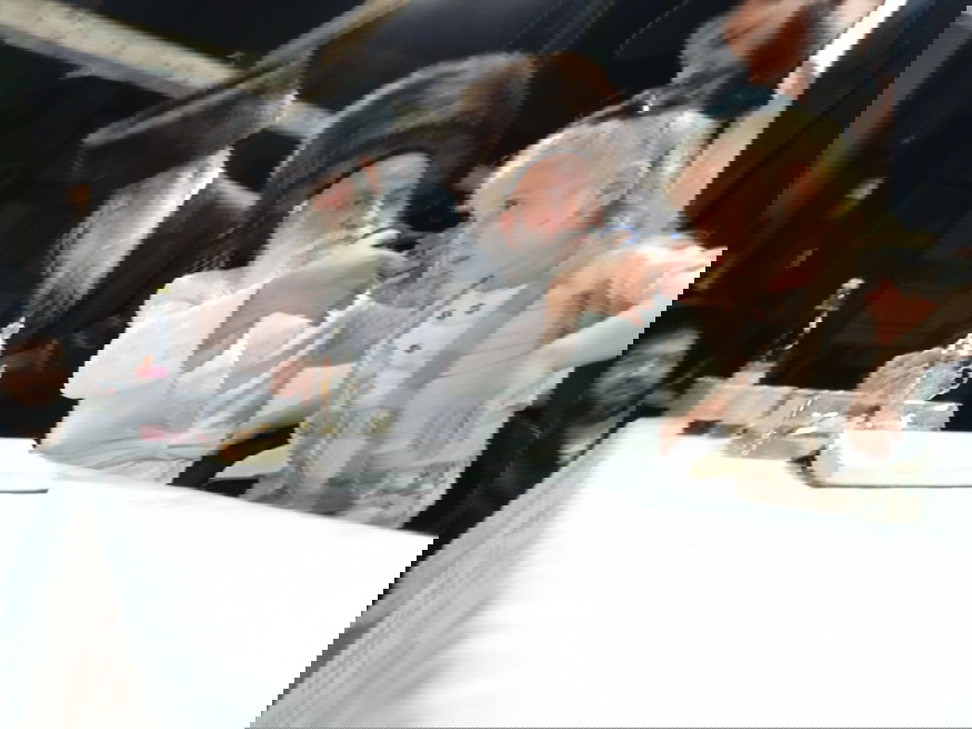 ל"ג בעומר בחצה"ק בוטשאן