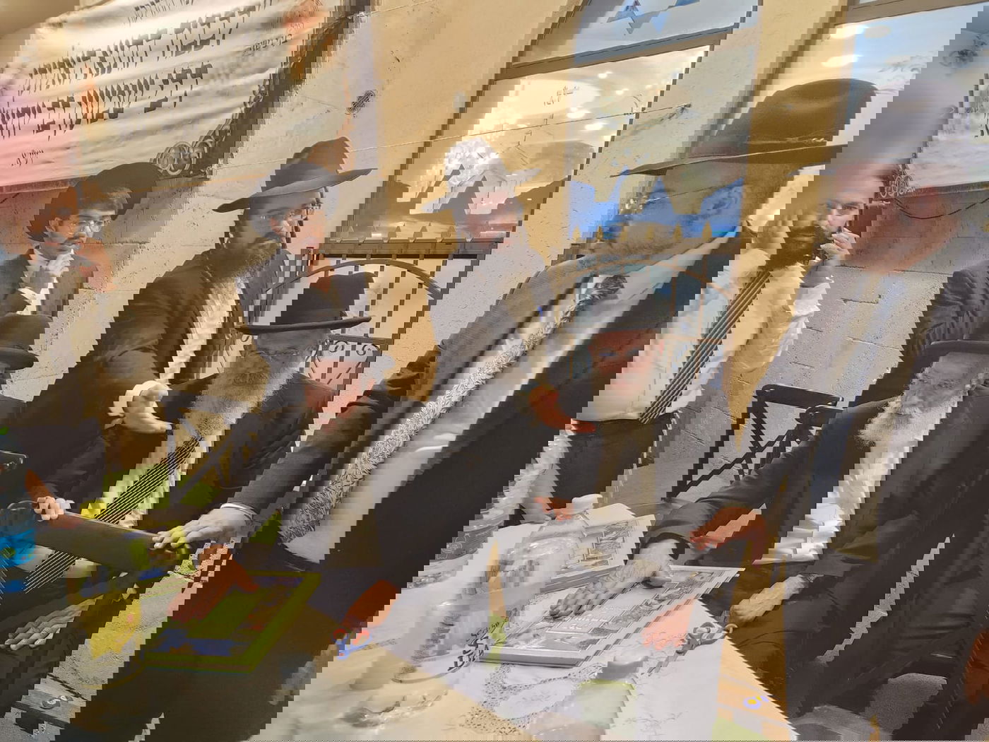 ל"ג בעומר אצל הגר"ש מחפוד