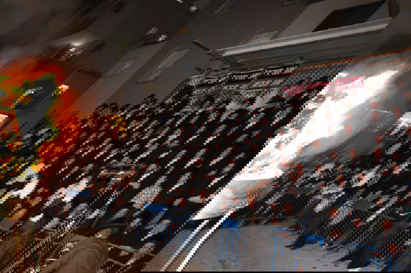 ל"ג בעומר בחצה"ק זוטשקא