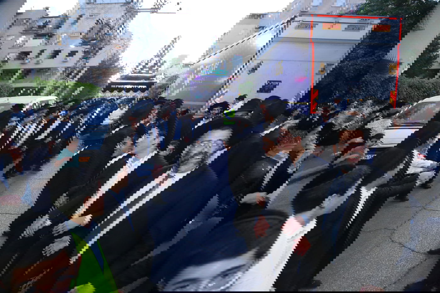 הכנסת ספר תורה בקרית הרצוג