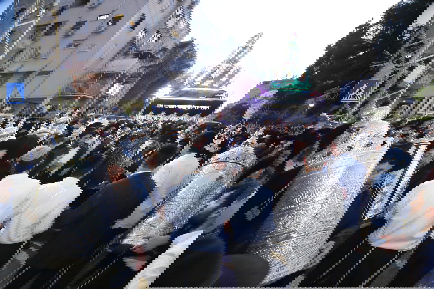 הכנסת ספר תורה בקרית הרצוג