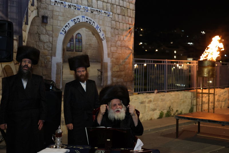 ל"ג בעומר בחצה"ק קאסוב ויז'ניץ