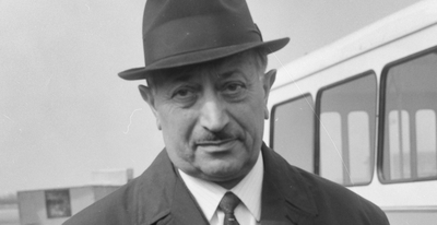 'הצד האפל של הירח' - סיפורו המדהים של צייד הנאצים 