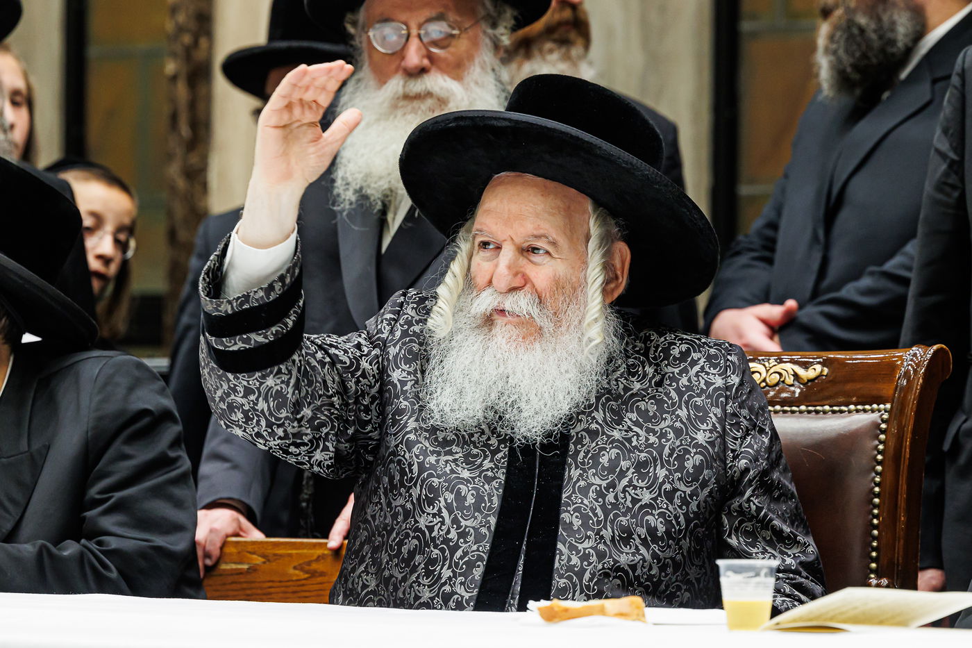 ל"ג בעומר בחצה"ק באבוב