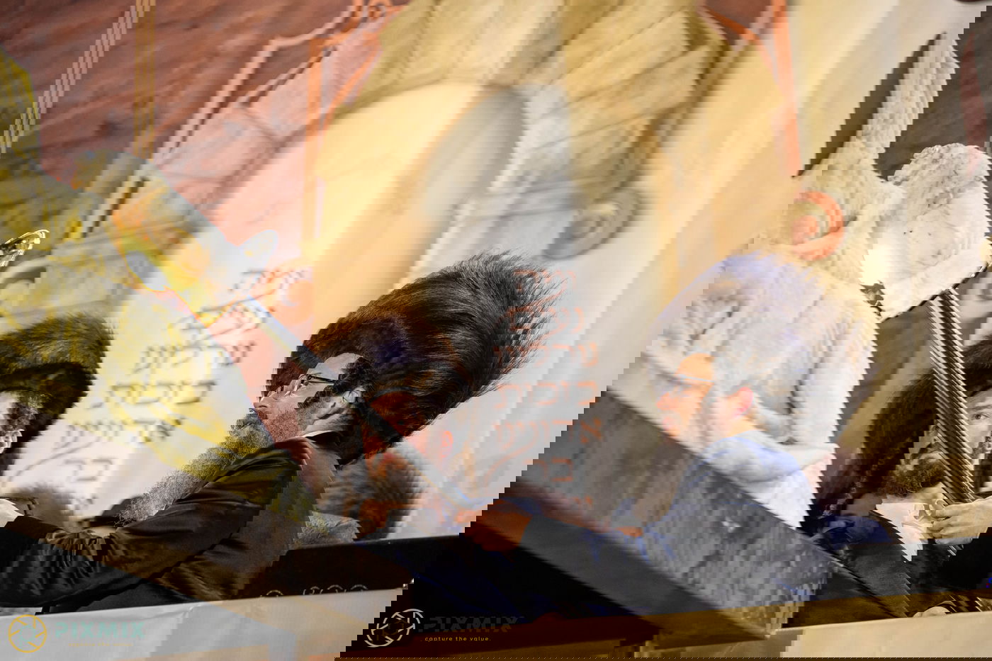 ל"ג בעומר בחצה"ק סקולען לייקווד