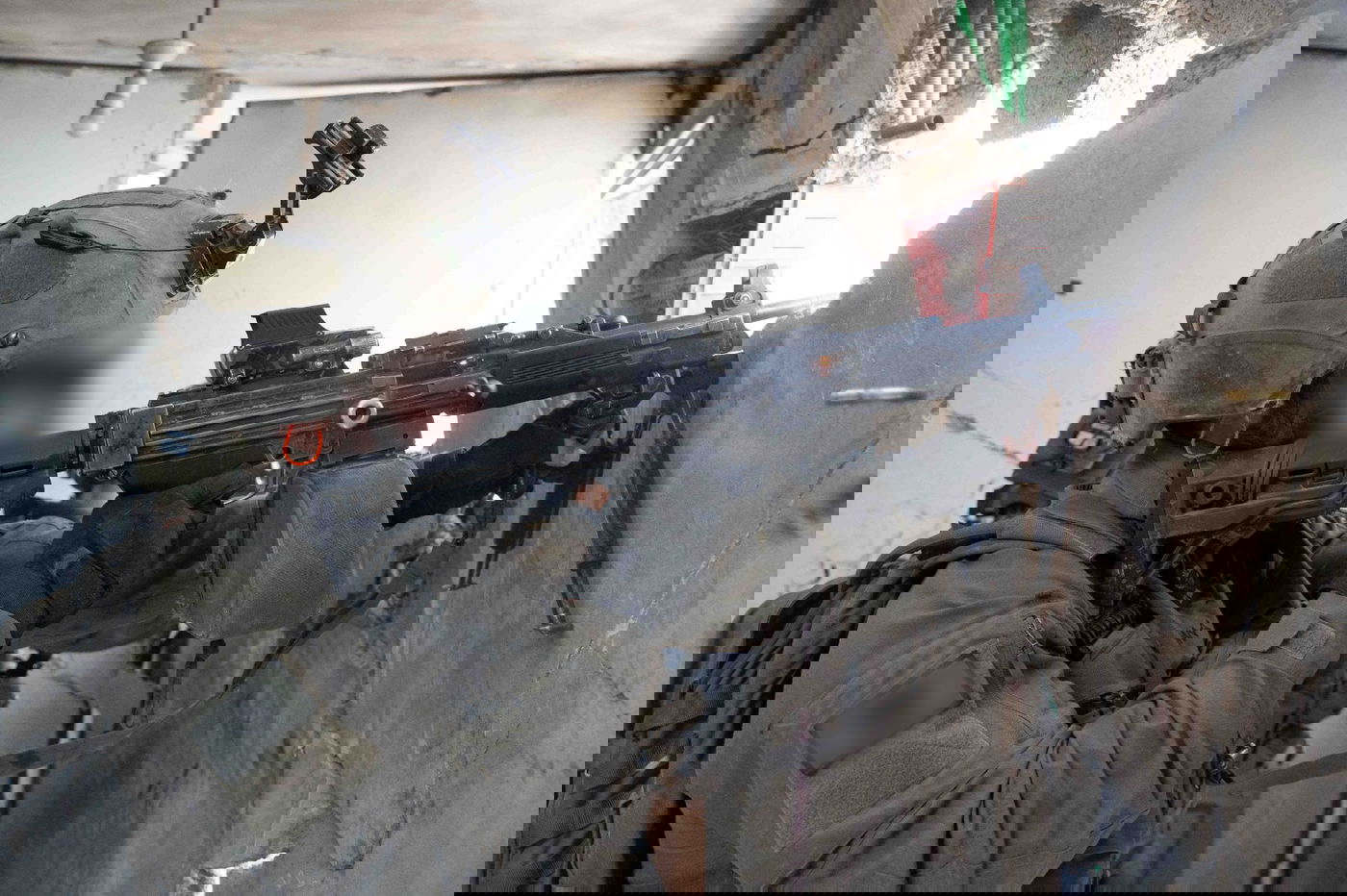 הלחימה העצימה ברחבי עזה נמשכת; חוליות מחבלים חוסלו