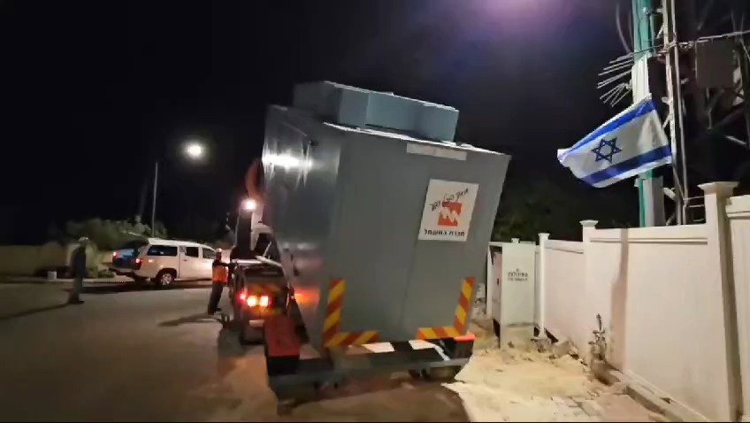 גנרטור גיבוי שהובא על ידי חברת החשמל לקריית שמונה