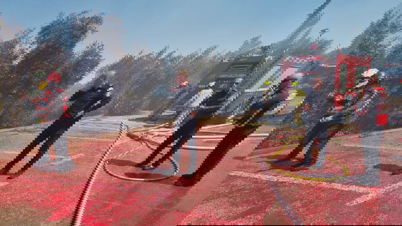 שריפת ענק בירושלים; מוזיאון ישראל פונה ממבקרים