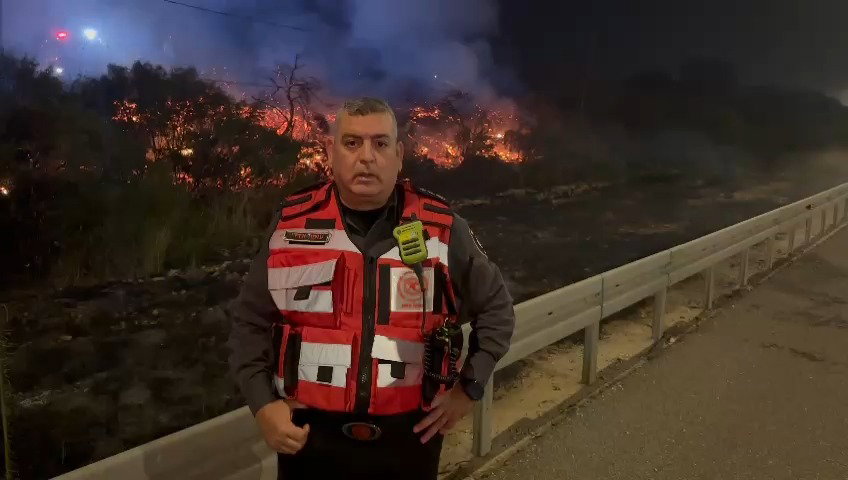טפסר משנה עופר אדרי מפקד תחנת נוף הגליל, אשר מפקד על הגזרה בשריפה בעמיעד