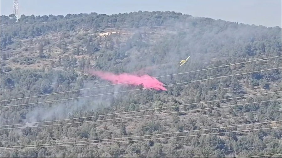 מטוסי כיבוי בקרן נפתלי