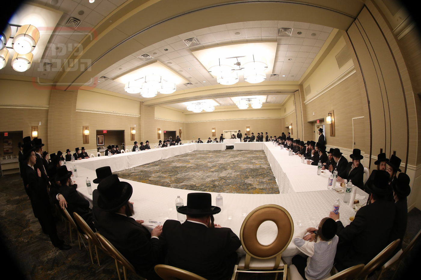 האדמו"ר מויז'ניץ בהילולת ה'תורת חיים' בארה"ב