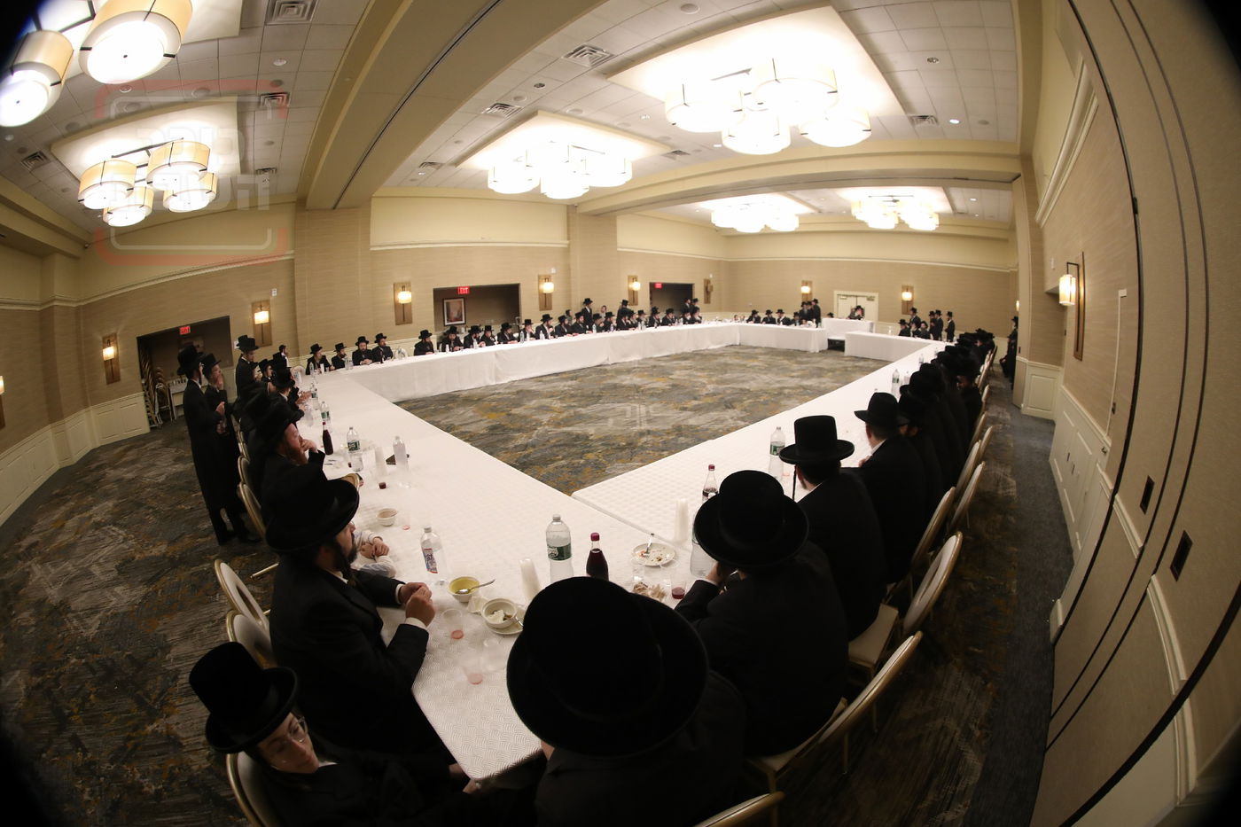 האדמו"ר מויז'ניץ בהילולת ה'תורת חיים' בארה"ב