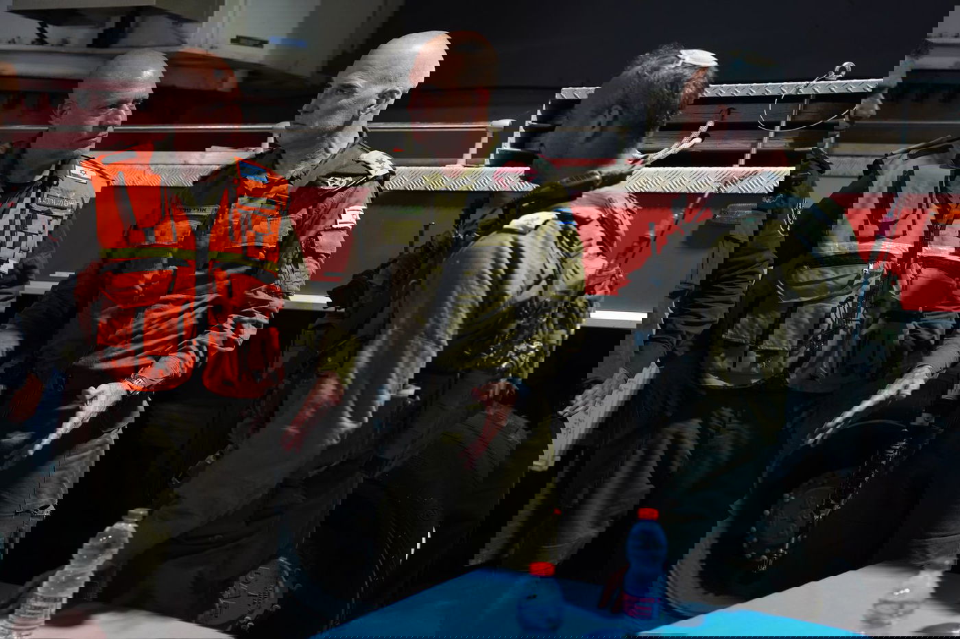 מפקד פיקוד הצפון בהערכת המצב בתחנת הכיבוי בקריית שמונה