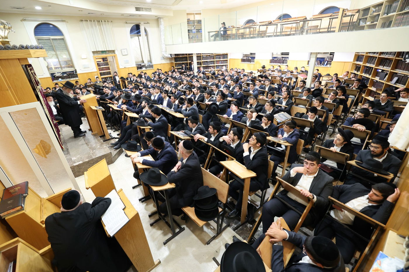 הגר"א פילץ בישיבת 'ברית יעקב'