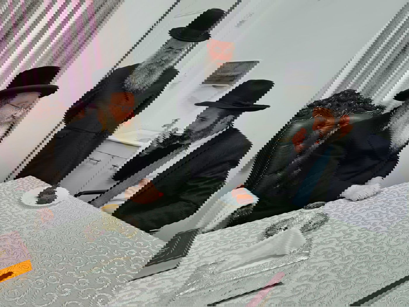 האדמו"ר מביאלא באלעד