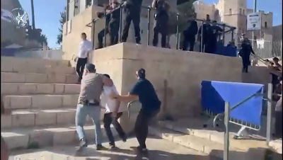 מאבדים שליטה: עימותים קשים בשער שכם, עיתונאים הותקפו