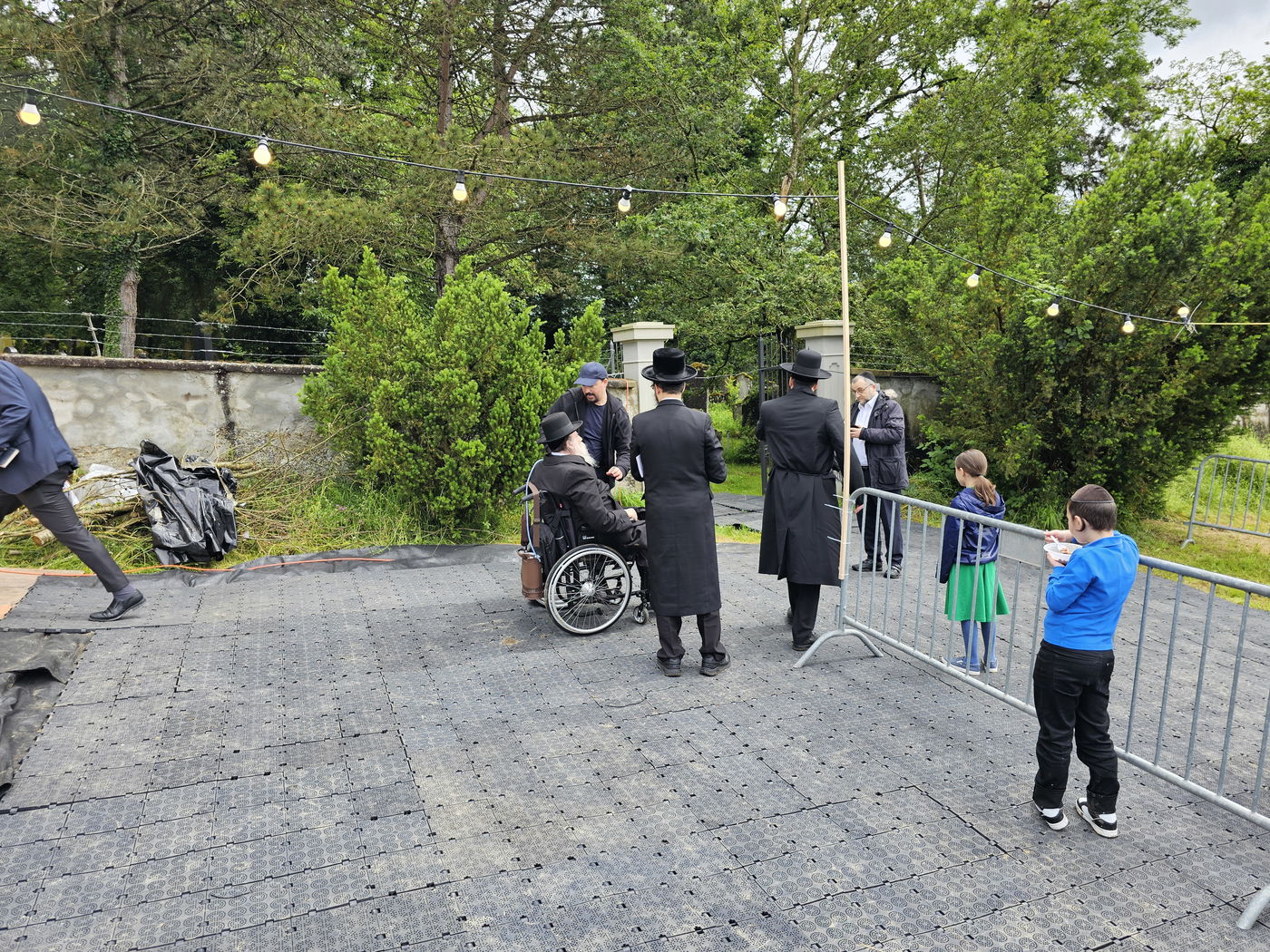 עליה לציון הגה"ק רבי רפאל ריס זצ"ל בשווייץ