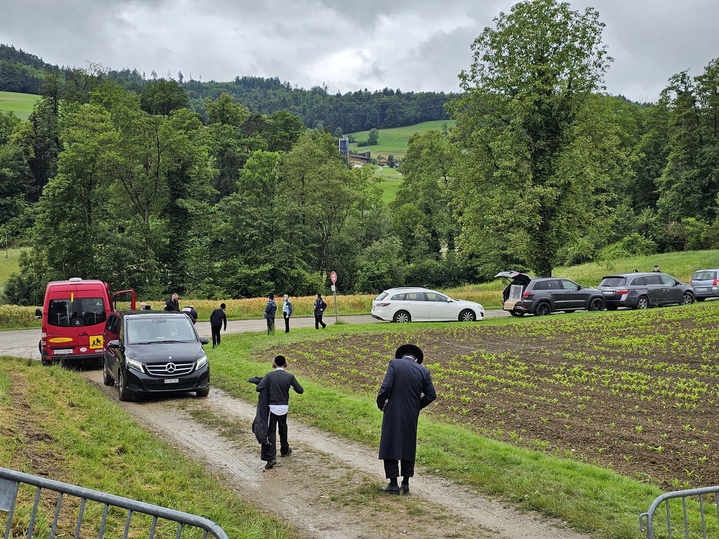 עליה לציון הגה"ק רבי רפאל ריס זצ"ל בשווייץ