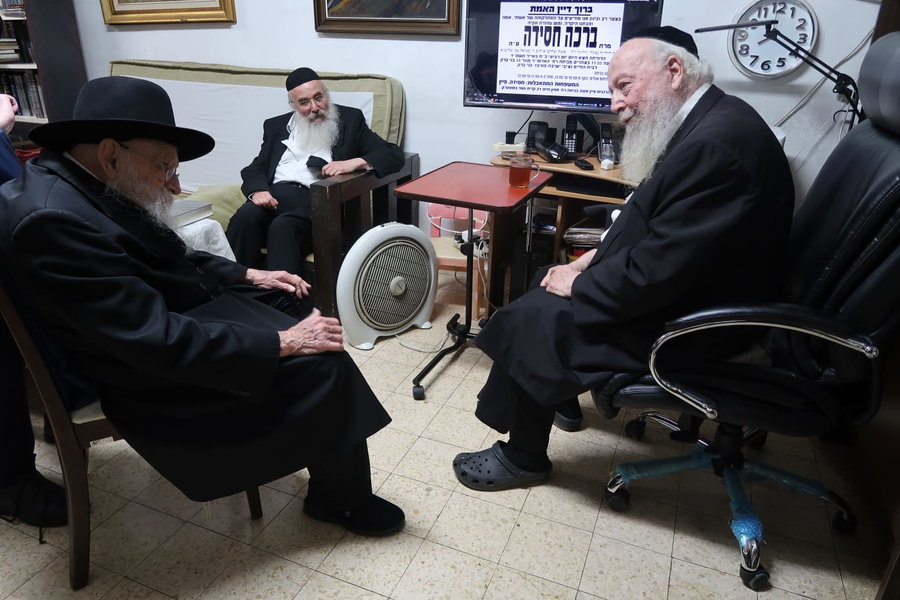 הגר"מ גריינמן בניחום אבלים