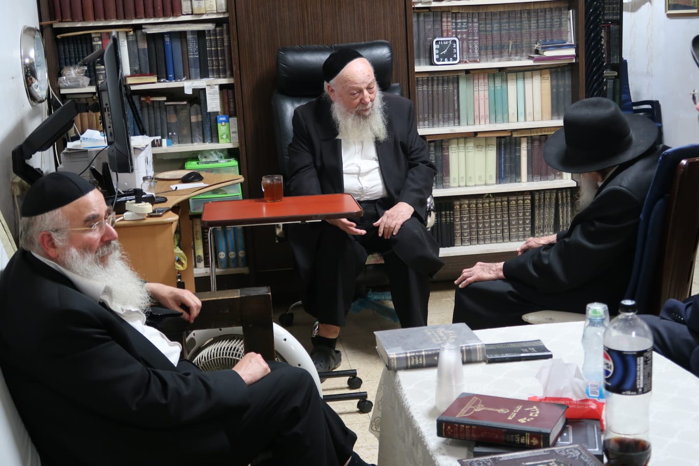 הגר"מ גריינמן בניחום אבלים 