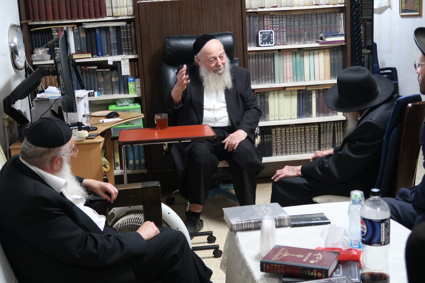 הגר"מ גריינמן בניחום אבלים 