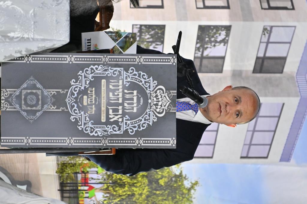 הנחת אבן הפינה ויז'ניץ באשדוד