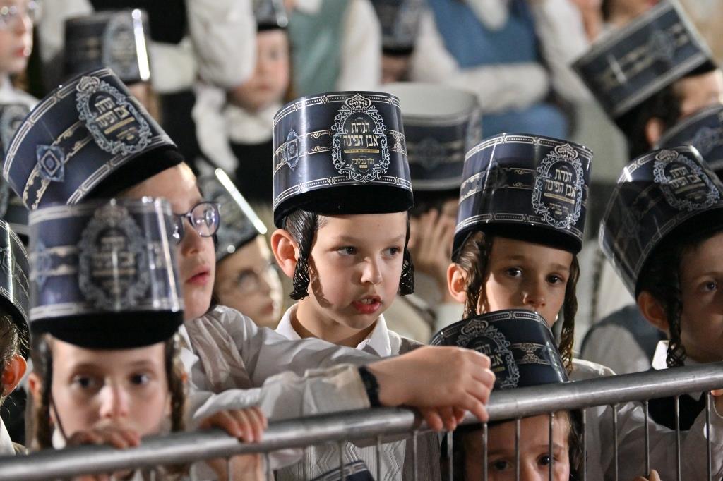 הנחת אבן הפינה ויז'ניץ באשדוד