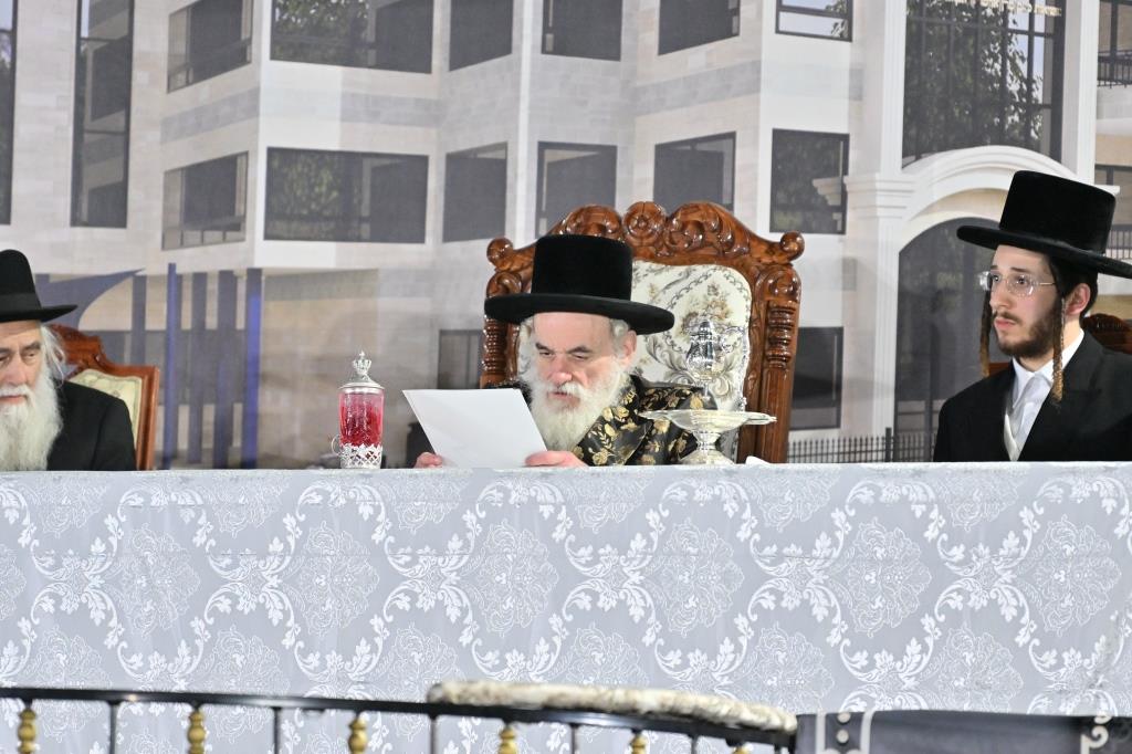 הנחת אבן הפינה ויז'ניץ באשדוד