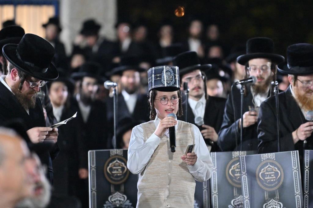 הנחת אבן הפינה ויז'ניץ באשדוד