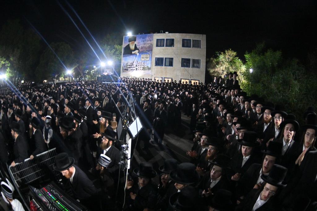 הנחת אבן הפינה ויז'ניץ באשדוד