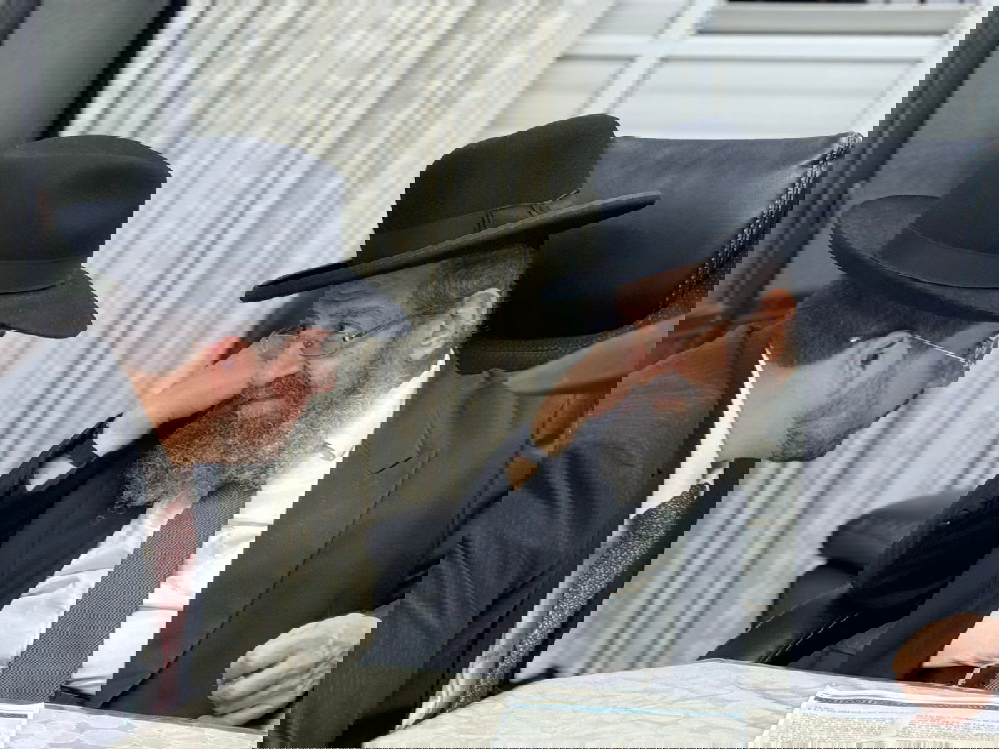 הגר"מ בן שמעון בתפילת השל"ה