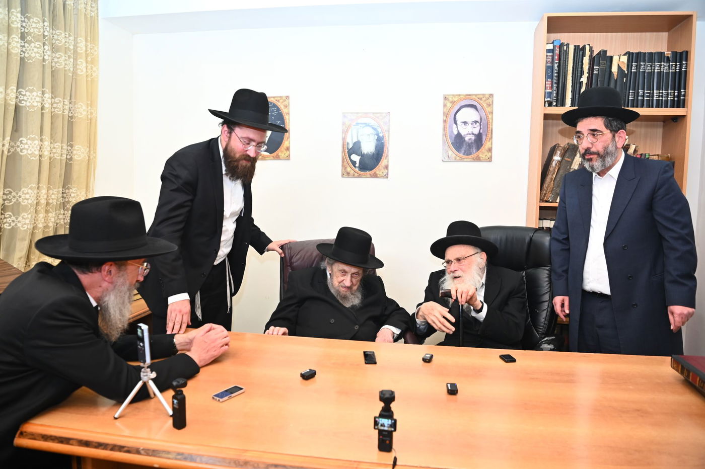 הגר"ד לנדו בישיבת 'קול תורה'