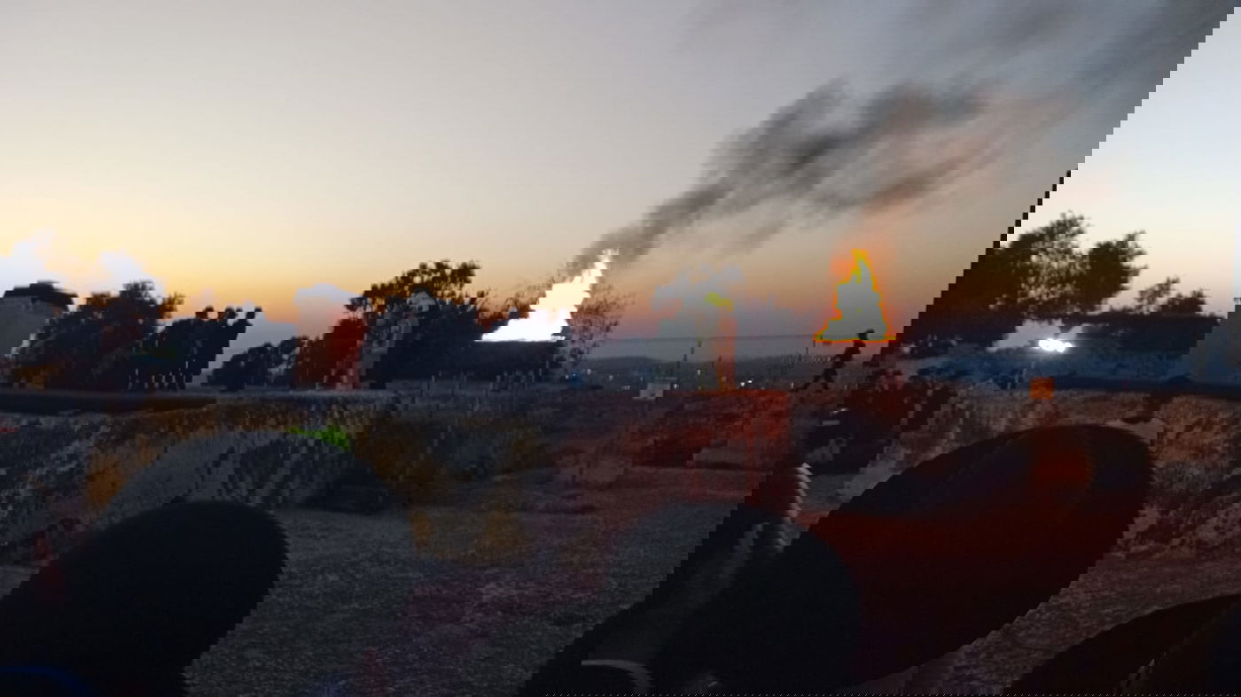 האדמו"ר מאונגוואר, בהדלקה בקרב שמואל הנביא 