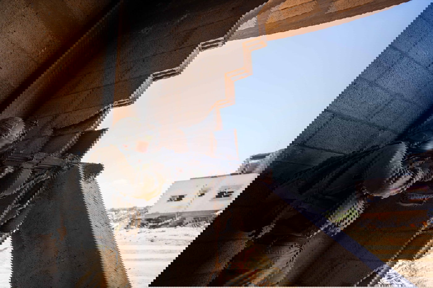 עשרות מחבלים מחוסלים - במקביל לאיתור פירים ברפיח | צפו