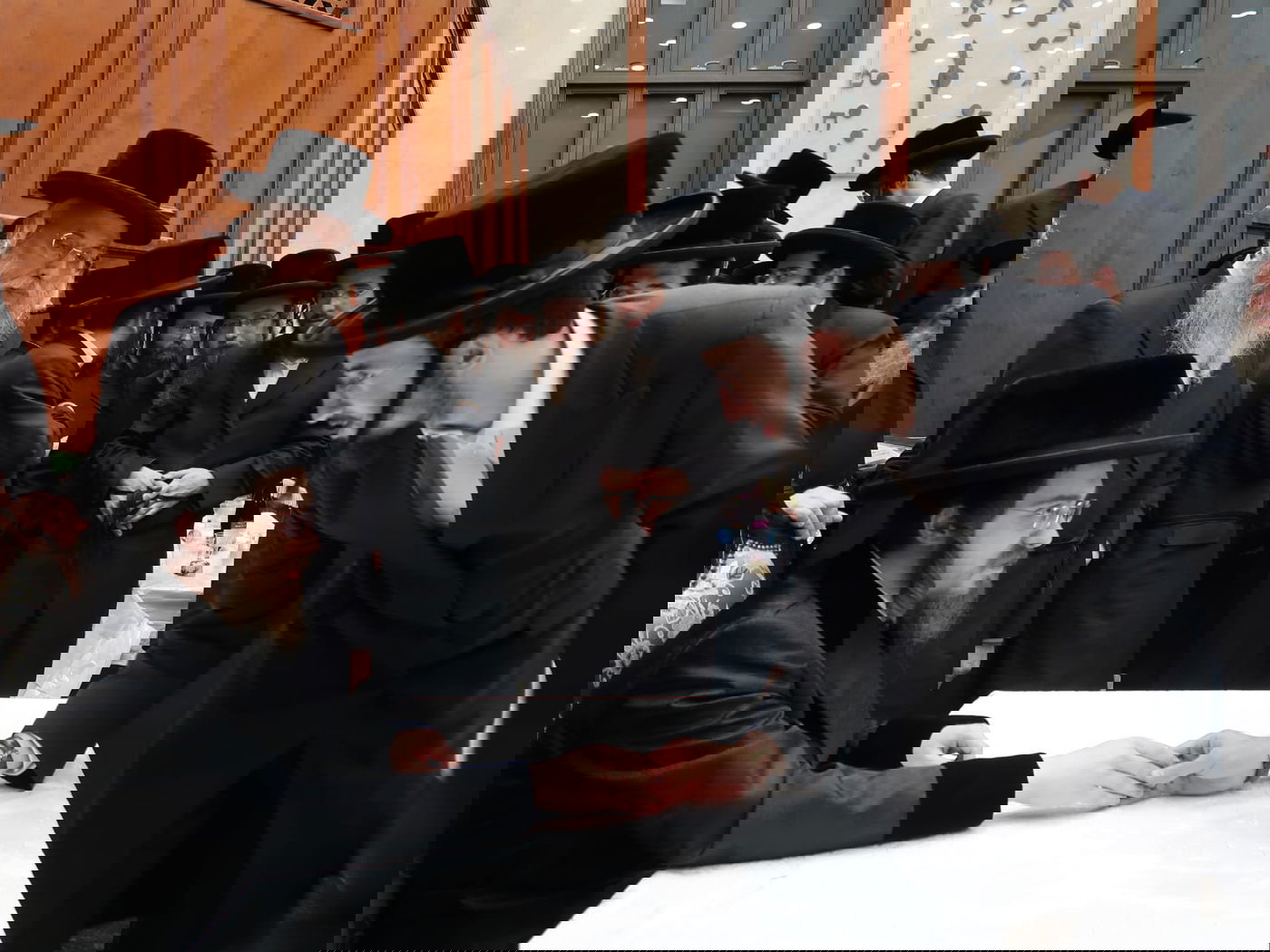 ראש חודש סיון בצל האדמו"ר מסאדיגורה