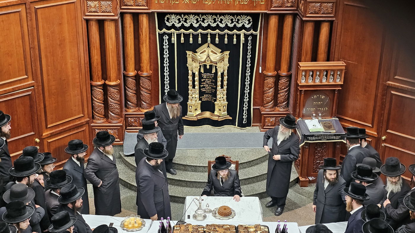 ראש חודש סיון בצל האדמו"ר מסאדיגורה